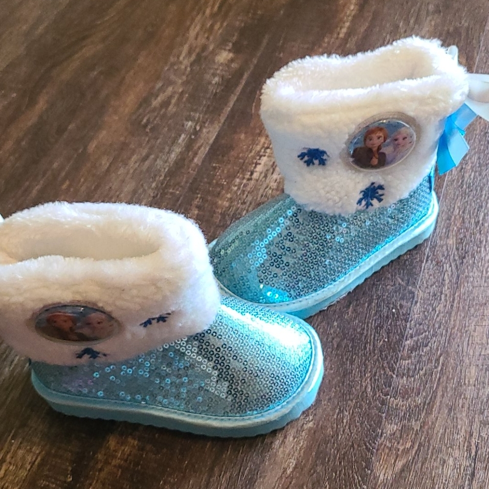 Frozen Sparkle Boots